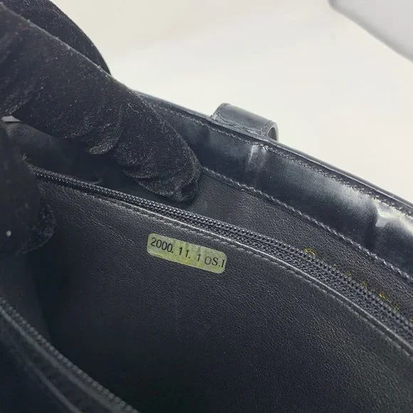 authentic Chanel Hand Bag 840032 - Picture 11 of 15